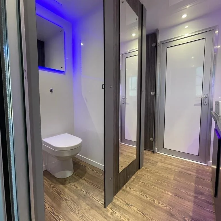 2+1 Toilet Trailer