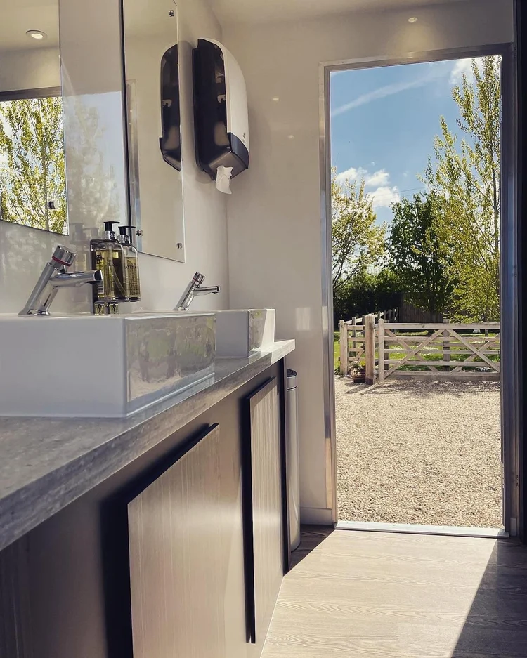 Inside Trailer Sinks