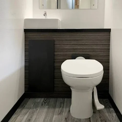 2+1 Toilet Cubicle with Wood Trim
